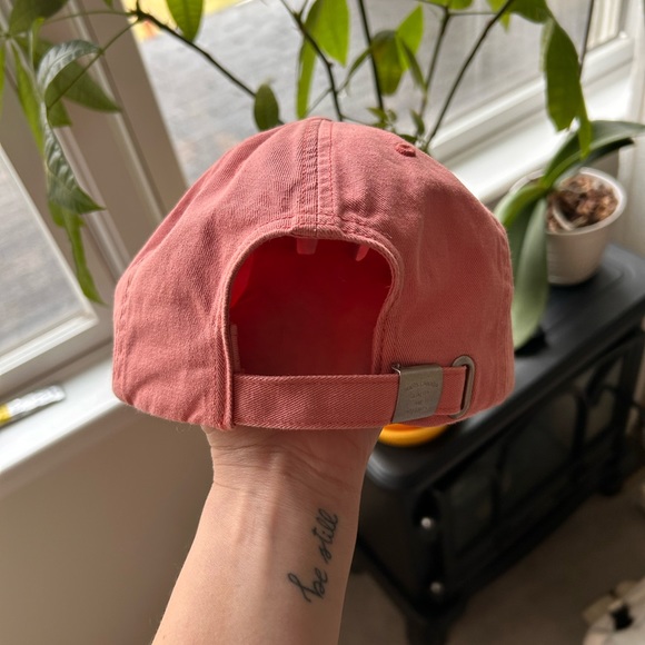 Roots Hat - Picture 7 of 7